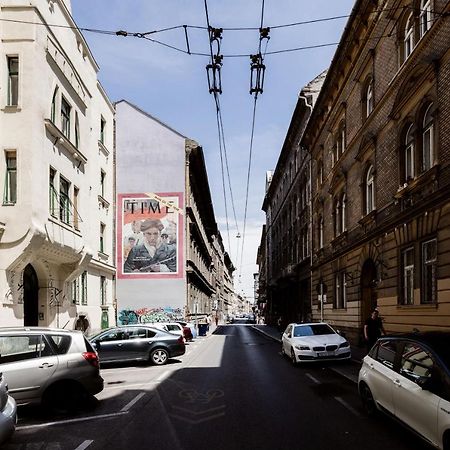 Hungarian Rebelian With Ac Apartment Budapest Luaran gambar