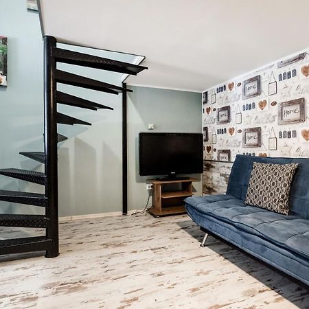 Hungarian Rebelian With Ac Apartment Budapest Luaran gambar