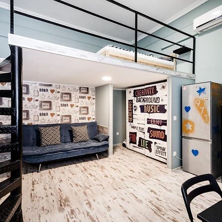 Hungarian Rebelian With Ac Apartment Budapest Luaran gambar