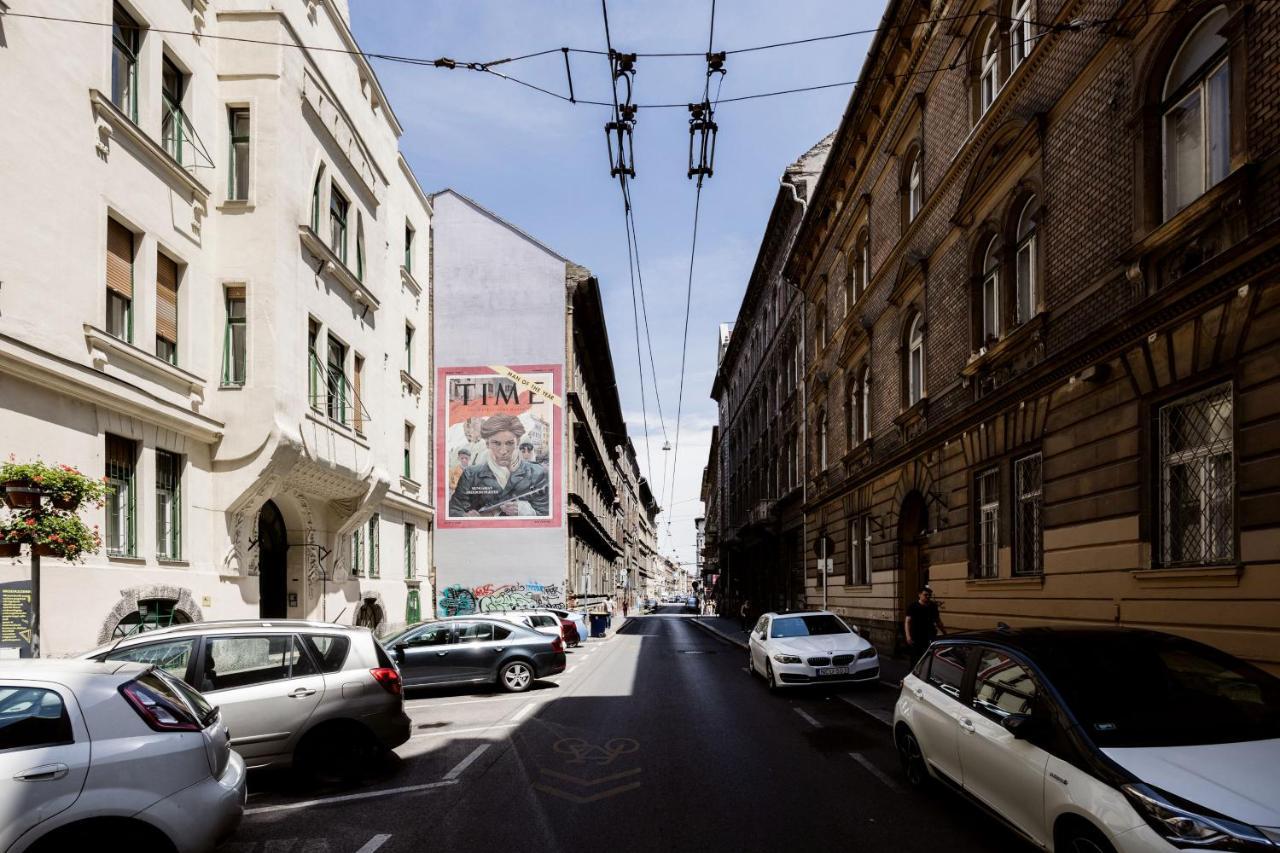 Hungarian Rebelian With Ac Apartment Budapest Luaran gambar