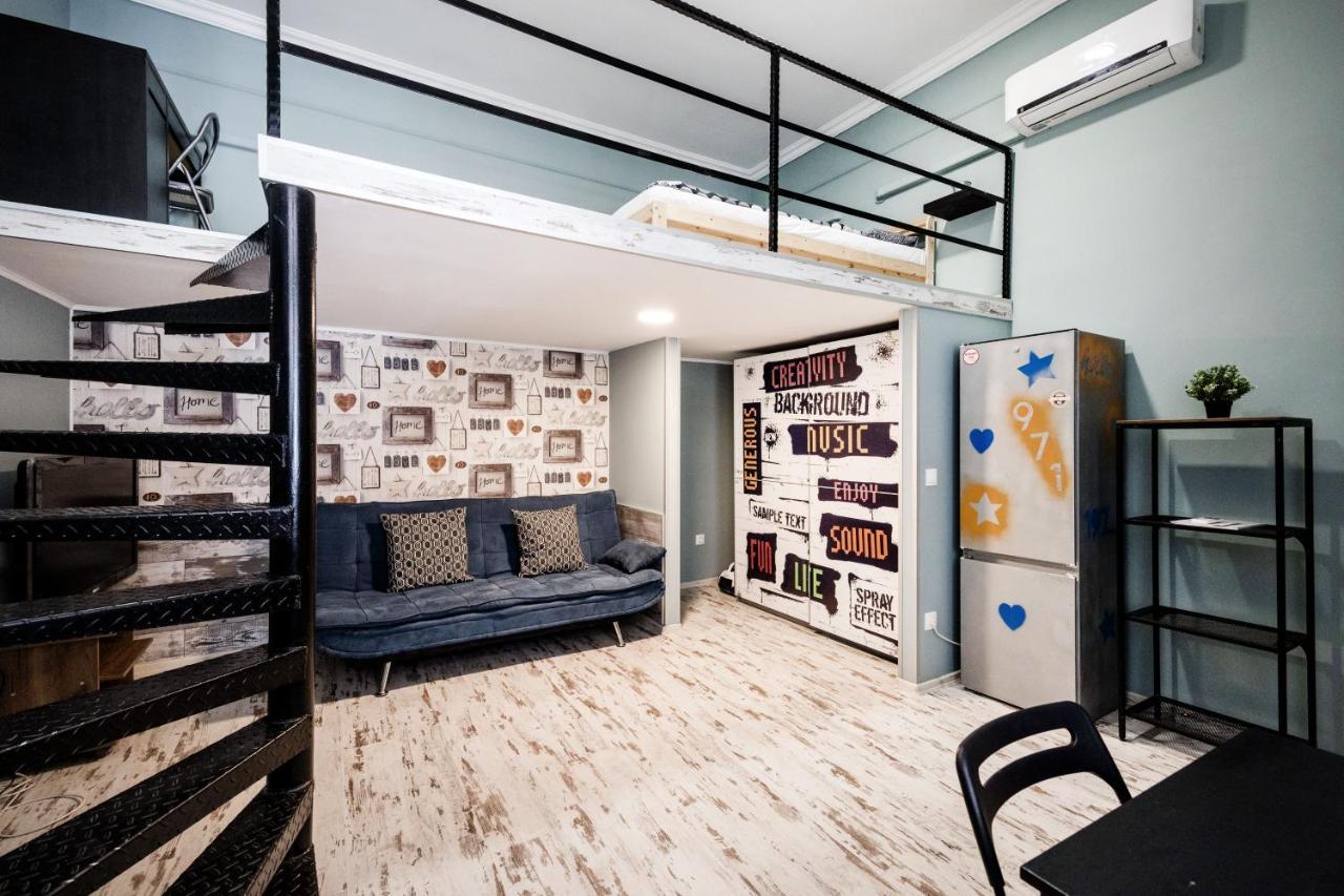 Hungarian Rebelian With Ac Apartment Budapest Luaran gambar